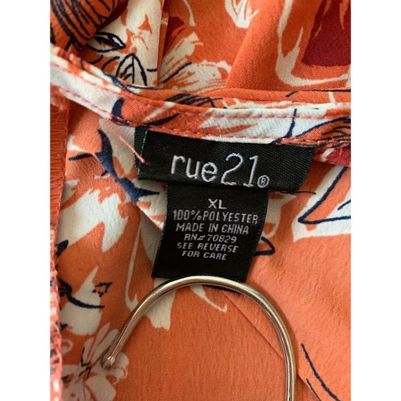 Rue 21 Romper Size XL Women's - Picture 2 of 4